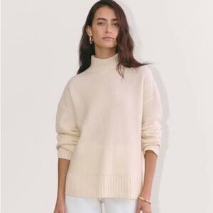 Everlane Cream Cashmere Sweater (XS)